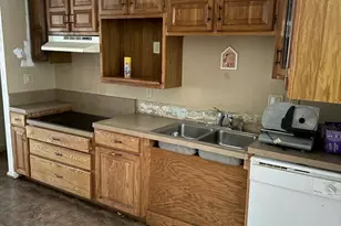 6655 E Tonia St, Tacoma, WA 98404 - Photo 3