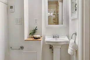 1418 E Ward St, Seattle, WA 98112 - Photo 35