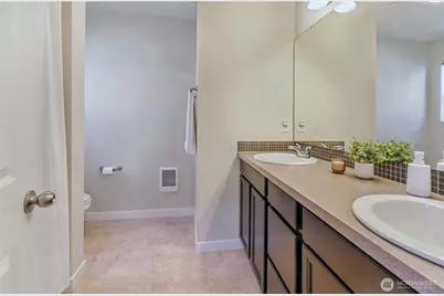 17406 118th Avenue Ct E #D, Puyallup, WA 98374 - Photo 11