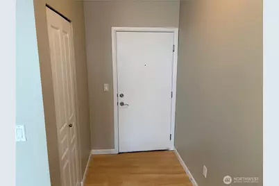 225 Logan Avenue S #111, Renton, WA 98057 - Photo 5