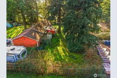 219 Meadow Pl SW, Everett, WA 98208 - Photo 9