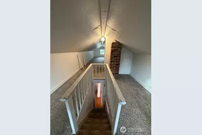 520 E Division Lane, Tacoma, WA 98404 - Photo 9