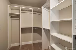 12204 Ashworth Ave N, Seattle, WA 98133 - Photo 25