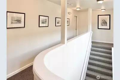 210 10th Street #4, Kirkland, WA 98033 - Photo 33