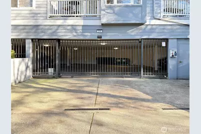 210 10th Street #4, Kirkland, WA 98033 - Photo 31