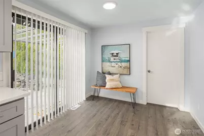 8515 129th Avenue SE, Newcastle, WA 98056 - Photo 9