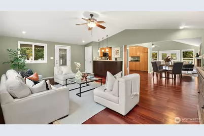 17637 162nd Place SE, Renton, WA 98058 - Photo 13