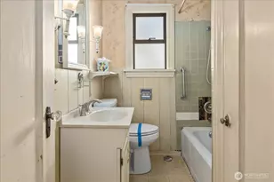 3835 35th Ave W, Seattle, WA 98199 - Photo 17