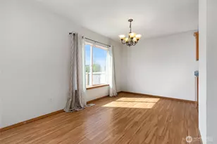 12004 9th Ave Ct E, Tacoma, WA 98445 - Photo 5