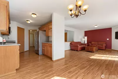 12004 9th Avenue Ct E, Tacoma, WA 98445 - Photo 9