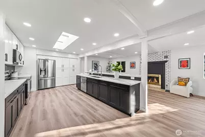 12611 SE 160th Street, Renton, WA 98058 - Photo 13