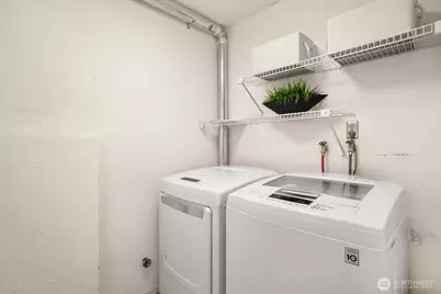 15806 SE 172nd Place, Renton, WA 98058 - Photo 23