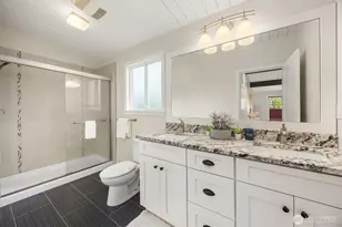 22709 SE 16th St, Sammamish, WA 98075 - Photo 19