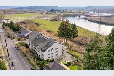 509 1st Street #104, Snohomish, WA 98290 - Photo 1