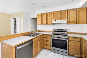 13209 167th St E, Puyallup, WA 98374 - Photo 11