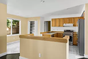 13209 167th St E, Puyallup, WA 98374 - Photo 7