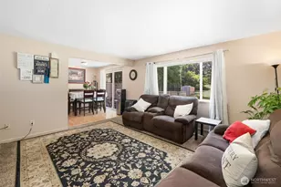 643 School St SE, Lacey, WA 98503 - Photo 3