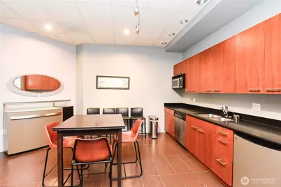 159 Denny Way #402, Seattle, WA 98109 - Photo 17