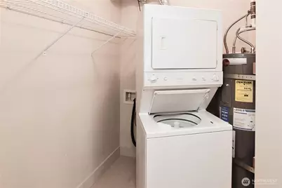 159 Denny Way #402, Seattle, WA 98109 - Photo 17