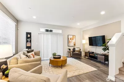 16111 36th Avenue W #H8, Lynnwood, WA 98087 - Photo 3