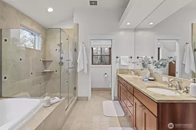 3710 NE 41st Street, Seattle, WA 98105 - Photo 21