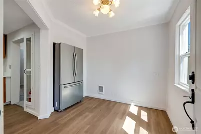 1711 12th Street #A, Everett, WA 98201 - Photo 9