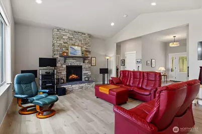 20434 Benson Ridge Lane, Mount Vernon, WA 98274 - Photo 9