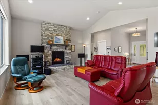 20434 Benson Rdg Ln, Mount Vernon, WA 98274 - Photo 9