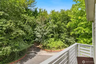 801 Rainier Ave N, Renton, WA 98057 - Photo 11