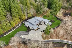 23752 NE 39th Pl, Redmond, WA 98053 - Photo 11