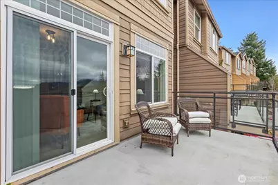 23300 SE Black Nugget Road #D3, Issaquah, WA 98029 - Photo 17