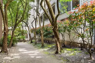 211 Summit Ave E, Seattle, WA 98102 - Photo 13