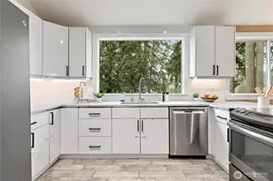 7643 129th Ave SE, Newcastle, WA 98056 - Photo 3