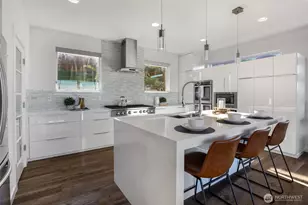 6720 Soundview Dr NE, Tacoma, WA 98422 - Photo 9