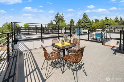 8831 C Wallingford Avenue N, Seattle, WA 98103 - Photo 19