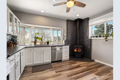 11615 Sheridan Avenue S, Tacoma, WA 98444 - Photo 11