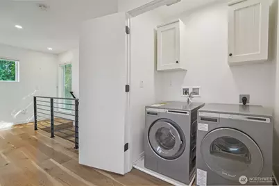 8020 17th Avenue NW, Seattle, WA 98117 - Photo 17