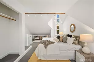 2413 Warren Ave N, Seattle, WA 98109 - Photo 21