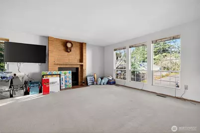 515 N 188th Street, Shoreline, WA 98133 - Photo 9