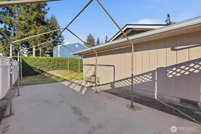 5301 76th Place NE, Marysville, WA 98270 - Photo 35
