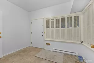 708 Warren Ave N, Seattle, WA 98109 - Photo 35