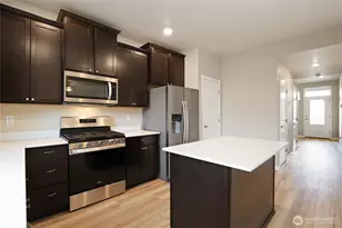 4758 Driftwood St, Bremerton, WA 98312 - Photo 9