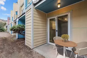 2001 E Yesler Way, Seattle, WA 98122 - Photo 17