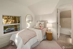 2139 N 62nd St, Seattle, WA 98103 - Photo 21