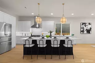 7010 NE 134th St, Kirkland, WA 98034 - Photo 3