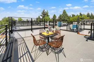 8831 B Wallingford Ave N, Seattle, WA 98103 - Photo 19