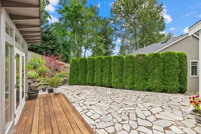 7320 111th Place SE, Newcastle, WA 98056 - Photo 35