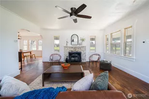 857 E 43rd St, Tacoma, WA 98404 - Photo 3