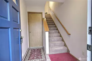 10233 NE 129th Ln, Kirkland, WA 98034 - Photo 17