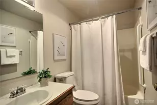 10233 NE 129th Ln, Kirkland, WA 98034 - Photo 15